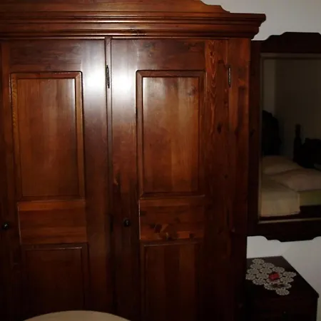 Guest house In With Balcony, Air Conditioning, Wifi 5188-3