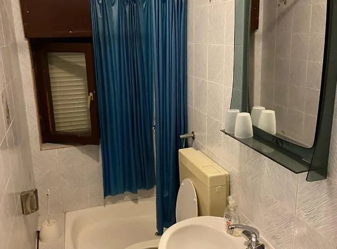 Pensjonat In With Balcony, Air Conditioning, Wifi 5188-3