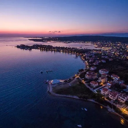 Gasthuis In With Balcony, Air Conditioning, Wifi 5188-3